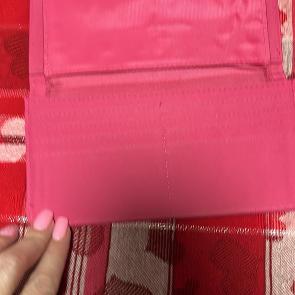 Pink Wallet - Picture 4 of 6